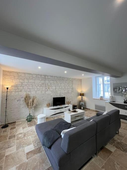 Charmante Maison De Bourg Cosy Acces Wifi Sepmes Dış mekan fotoğraf