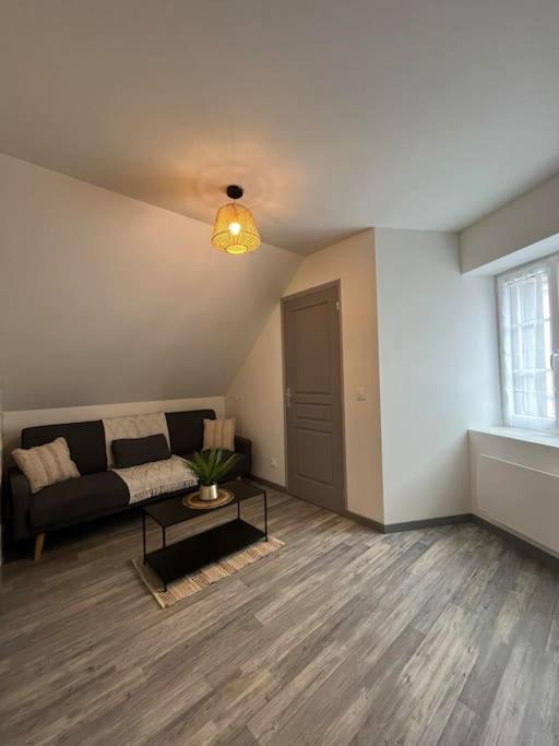 Charmante Maison De Bourg Cosy Acces Wifi Sepmes Dış mekan fotoğraf