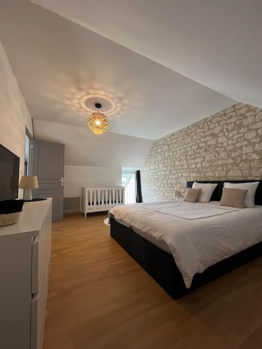 Charmante Maison De Bourg Cosy Acces Wifi Sepmes Dış mekan fotoğraf